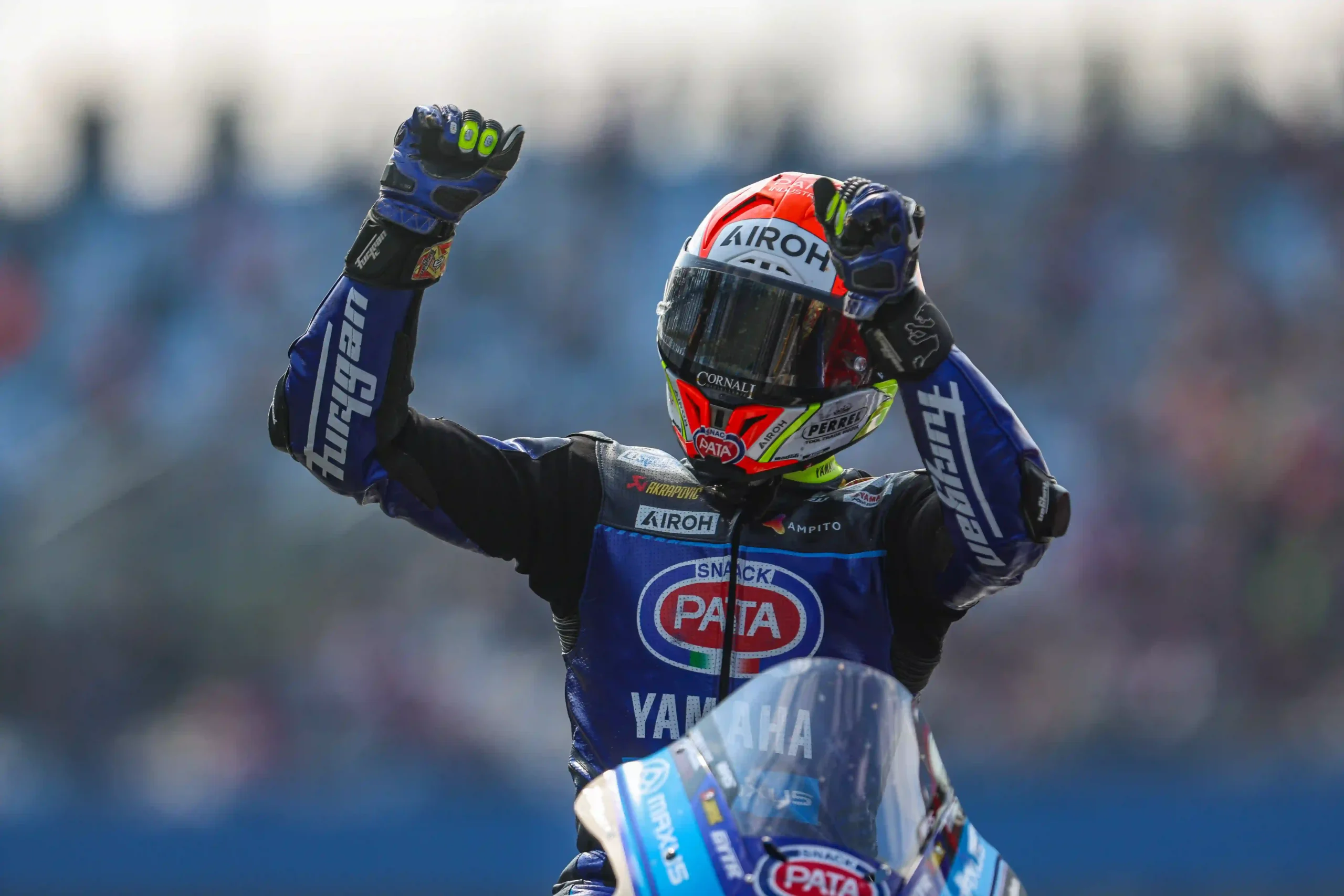 Andrea-Locatelli-WSBK-Carroussel-2025
