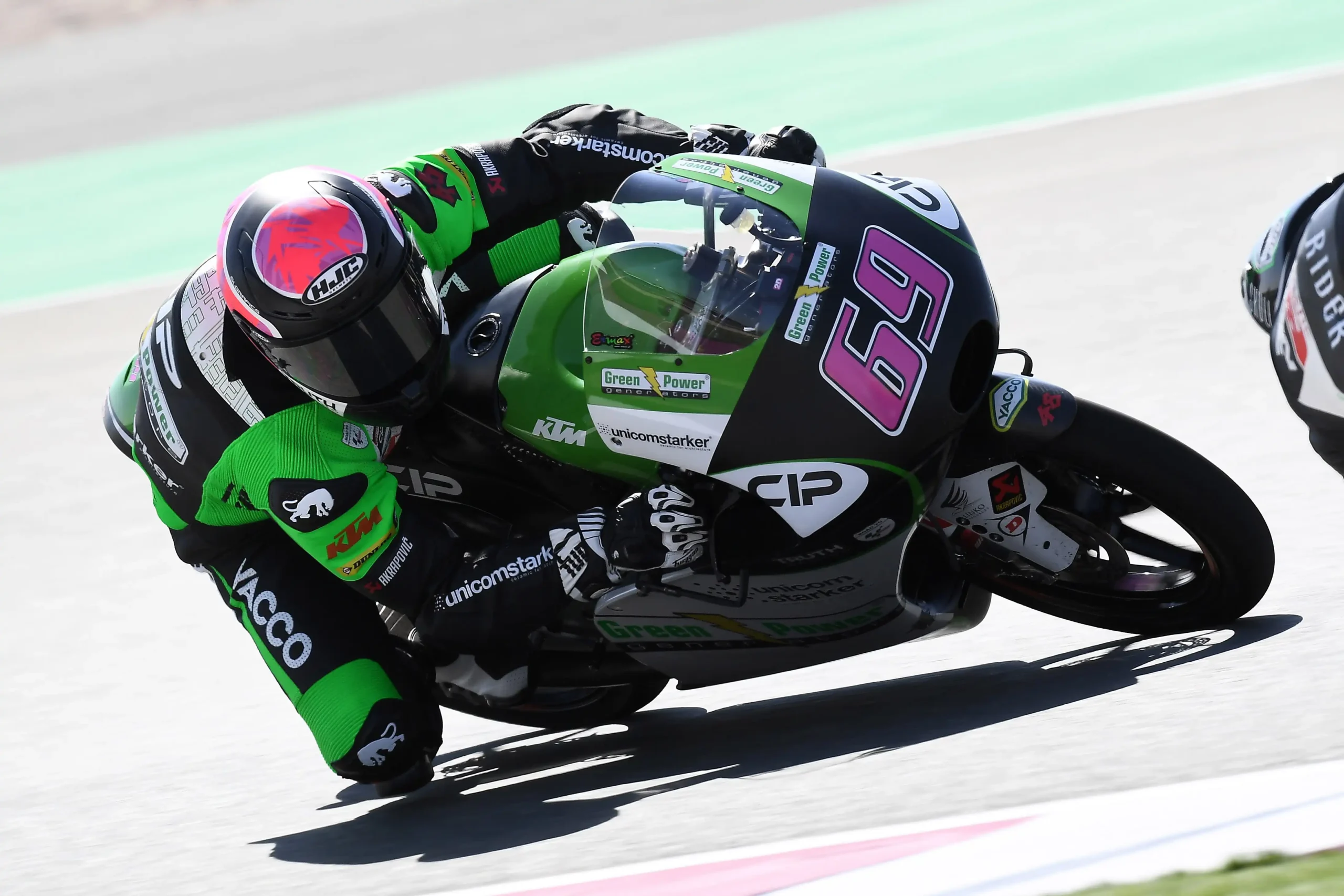 Tom-Booth-Amos-Moto3-Carroussel-2019