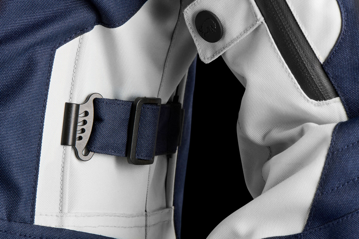 00P_6492_557_details_2_6492-557_4_1757514422