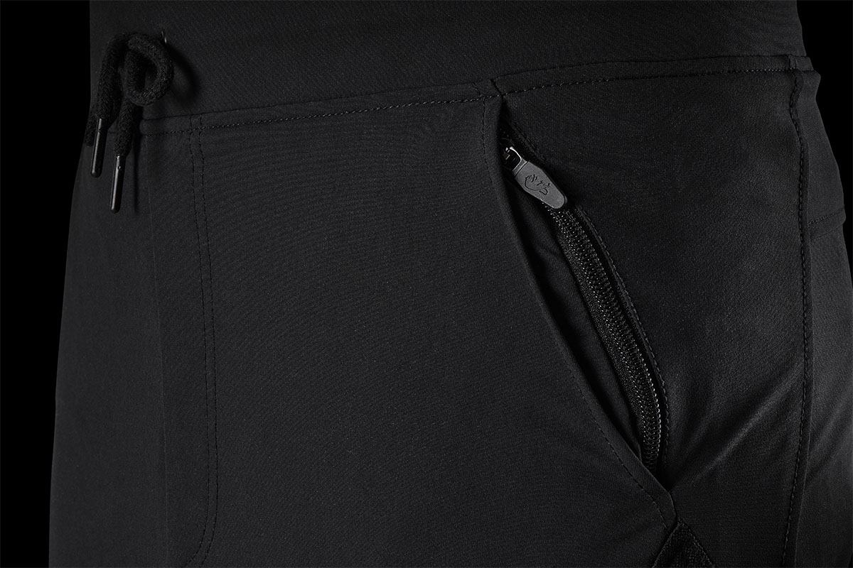 00P_6493_1_details_0_6493-1_2_1767779908